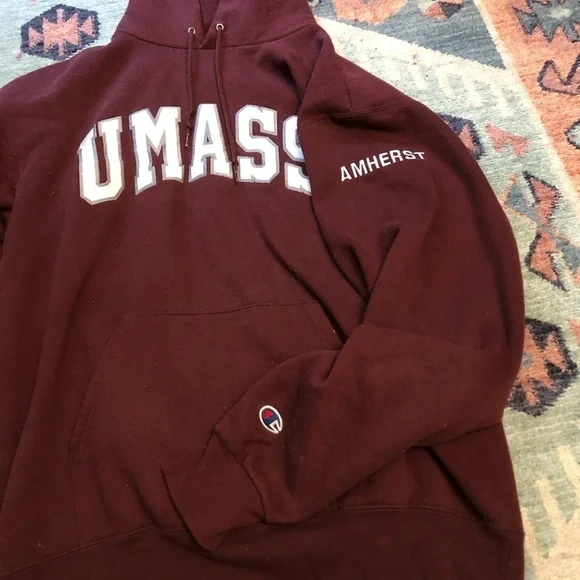 UMASS College Champion Pullover Hoodie